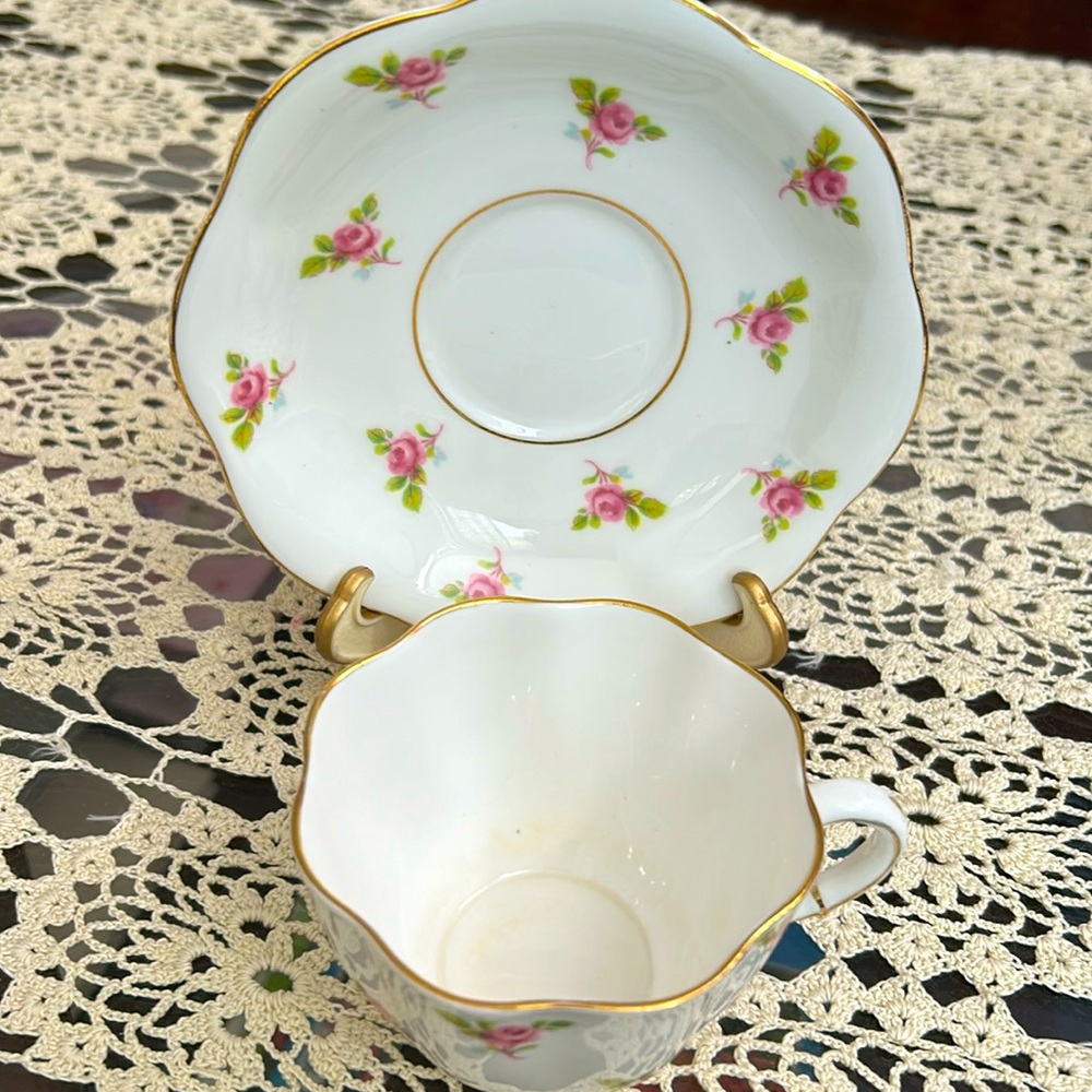 Vintage Taylor & Kent Longton England Bone China. tea Cup & Saucer Rose Flowers